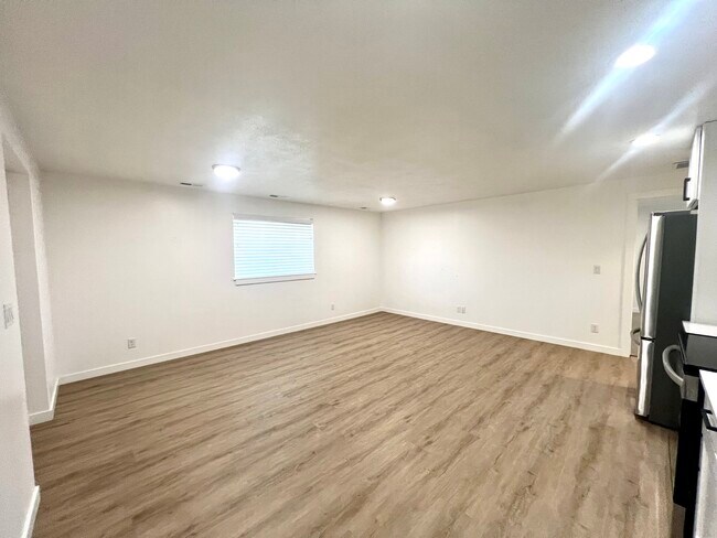 Building Photo - 2566 W 3900 N