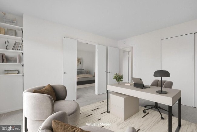 Building Photo - 2006 Lakebreeze Way