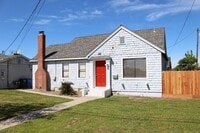 Building Photo - South Ave Turlock