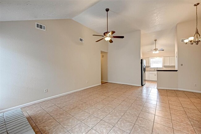 Building Photo - 17435 Glenmorris Dr
