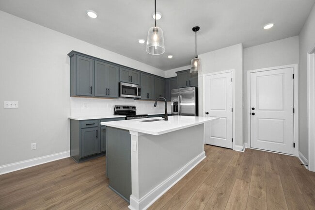 Building Photo - 2718 Willowoak Trl