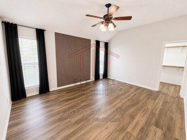 Building Photo - 2117 Pinwood Cir