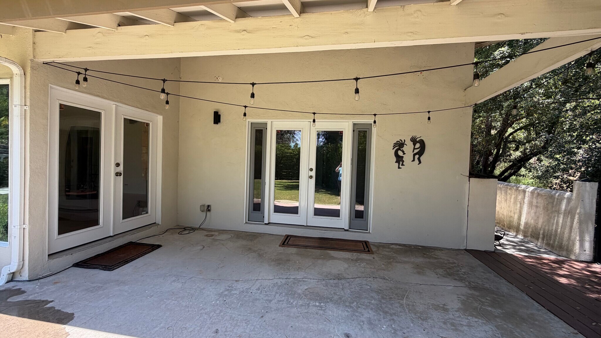 Building Photo - 1385 Greenmont Dr