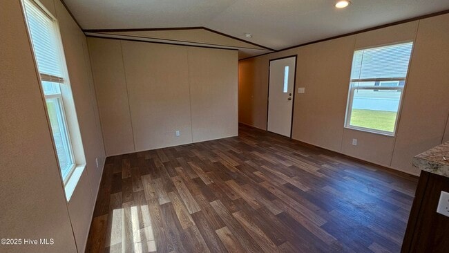 Building Photo - 902 NC-241