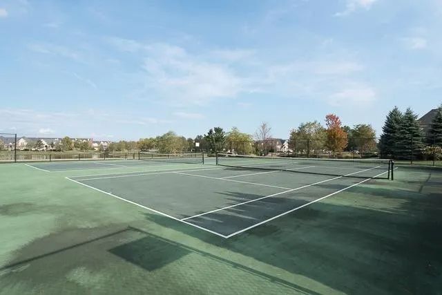 Building Photo - 1622 Commodore Cir