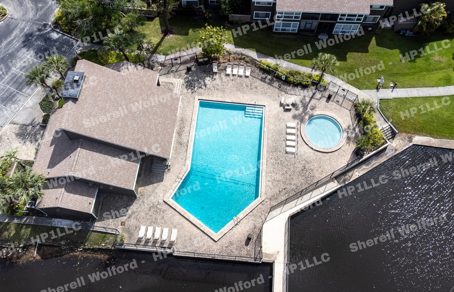 Building Photo - 5739 Peregrine Ave