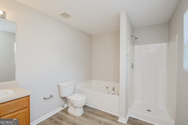 Building Photo - 85 Creek Bottom Dr