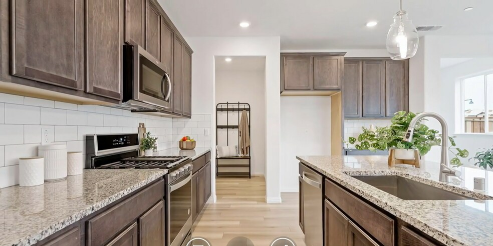 Building Photo - 2789 Penrose Ln