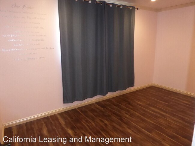 Building Photo - 5 br, 3.5 bath House - 27544 Bernina Avenue
