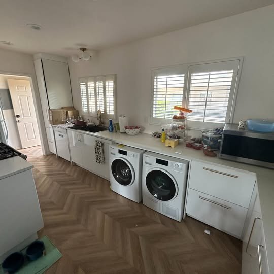 Building Photo - 6227 Morse Ave