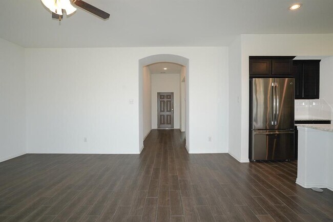 Building Photo - 16114 Sommerall Creek Ln