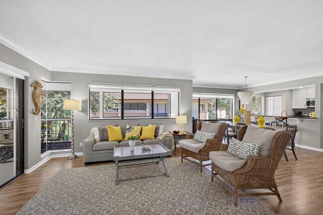 Building Photo - 605 Brackenwood Cove