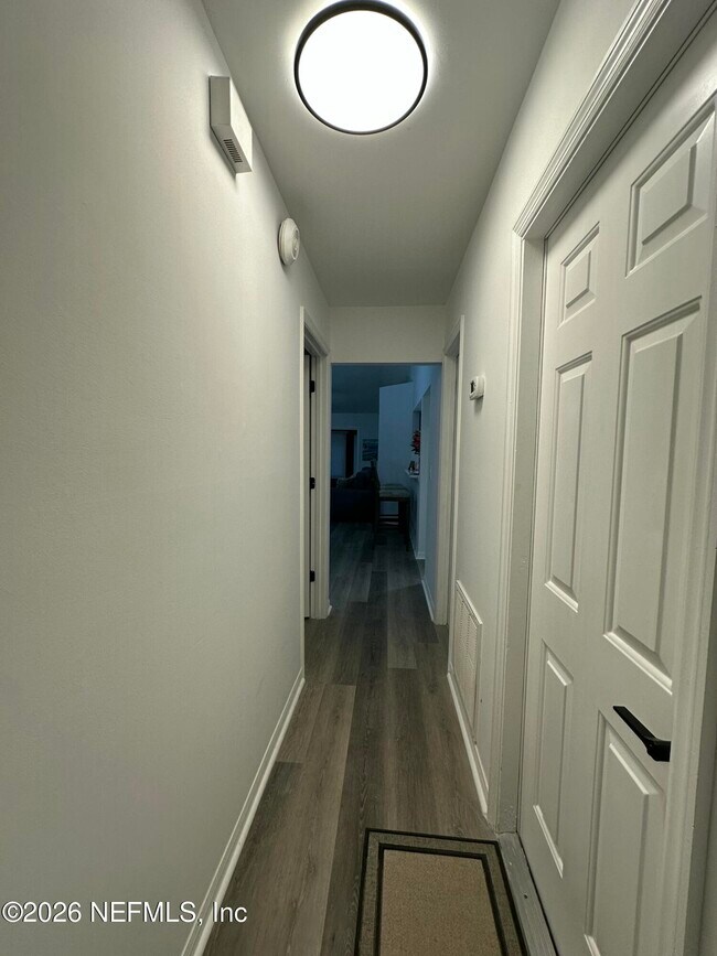 Building Photo - 3110 Sea Hawk Dr