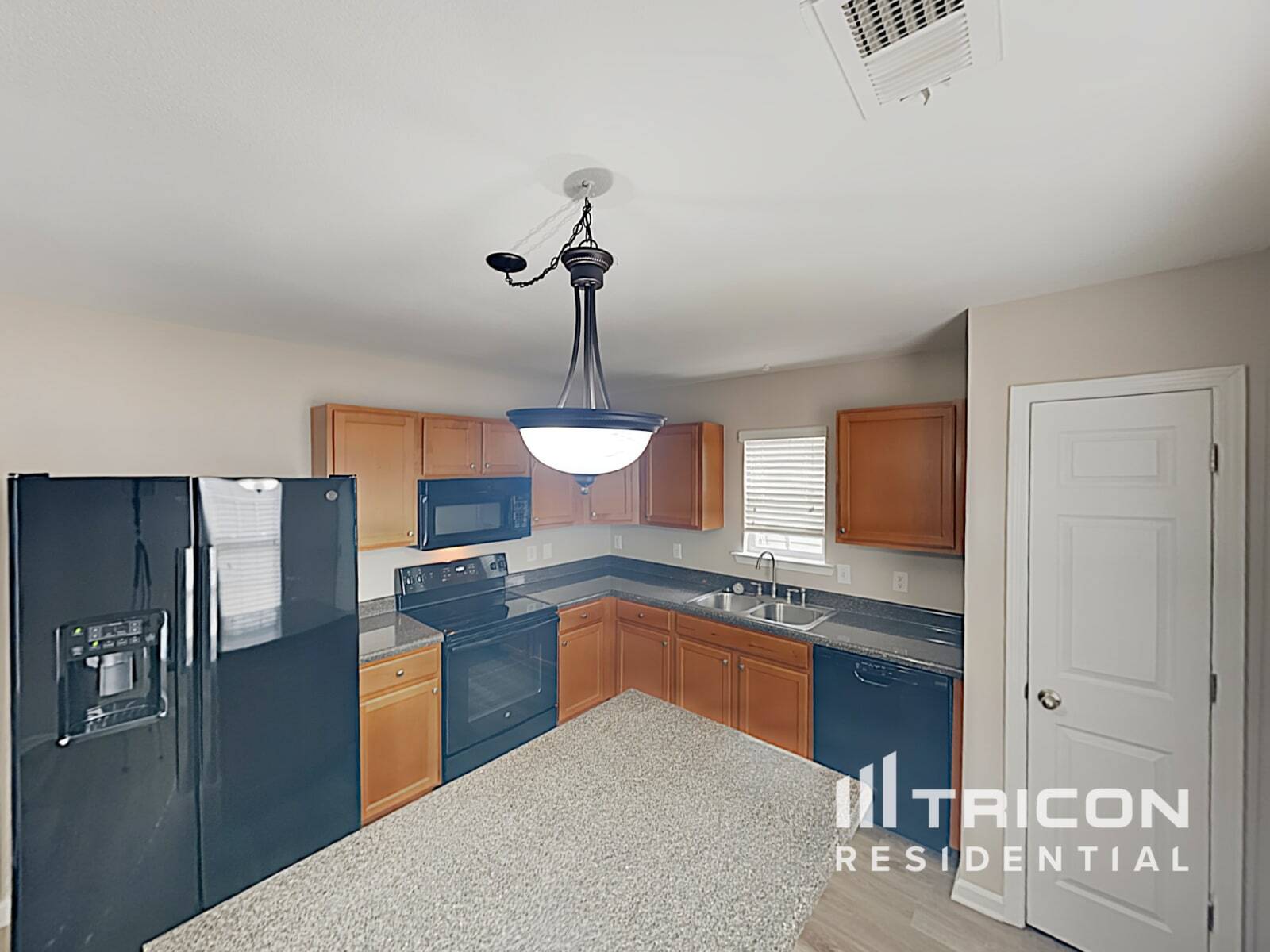 Building Photo - 137 Chatham Trace