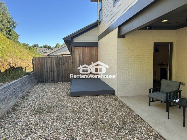 Building Photo - 406 Sunbelt Dr