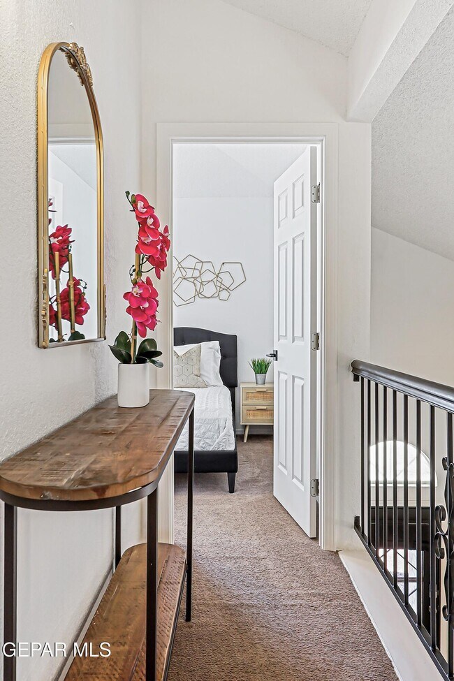 Building Photo - 12120 Desert Quail Ave