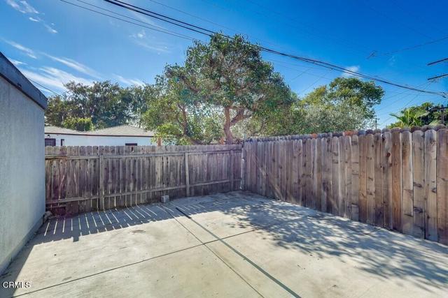 Building Photo - 140 E 101st St