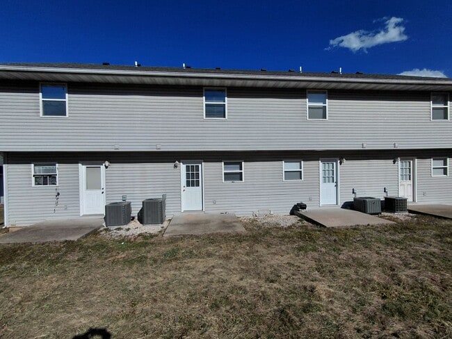 Building Photo - 24950 Scenic Dr