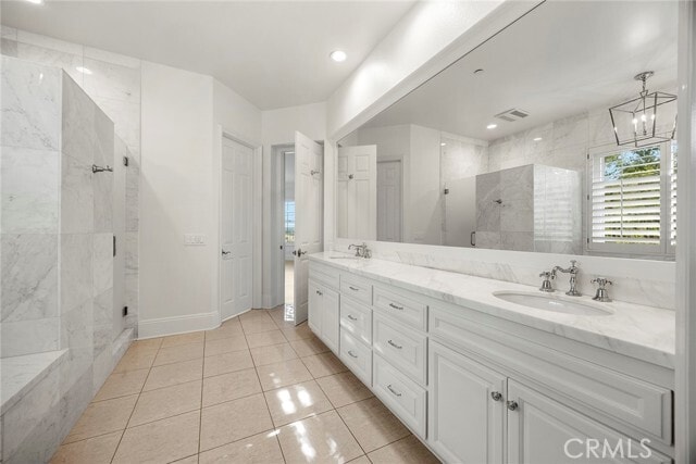 Building Photo - 2309 Skyline Dr