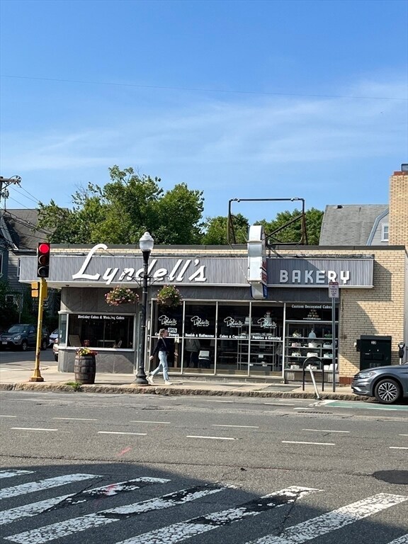 Building Photo - 108 Bristol Rd