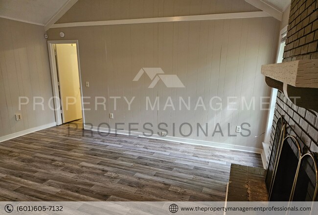 Building Photo - Relaxing and ready for you located in the ...