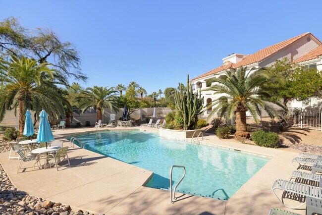 Building Photo - 10401 N 52nd St