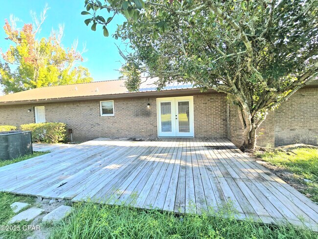 Building Photo - 7523 Chipewa St