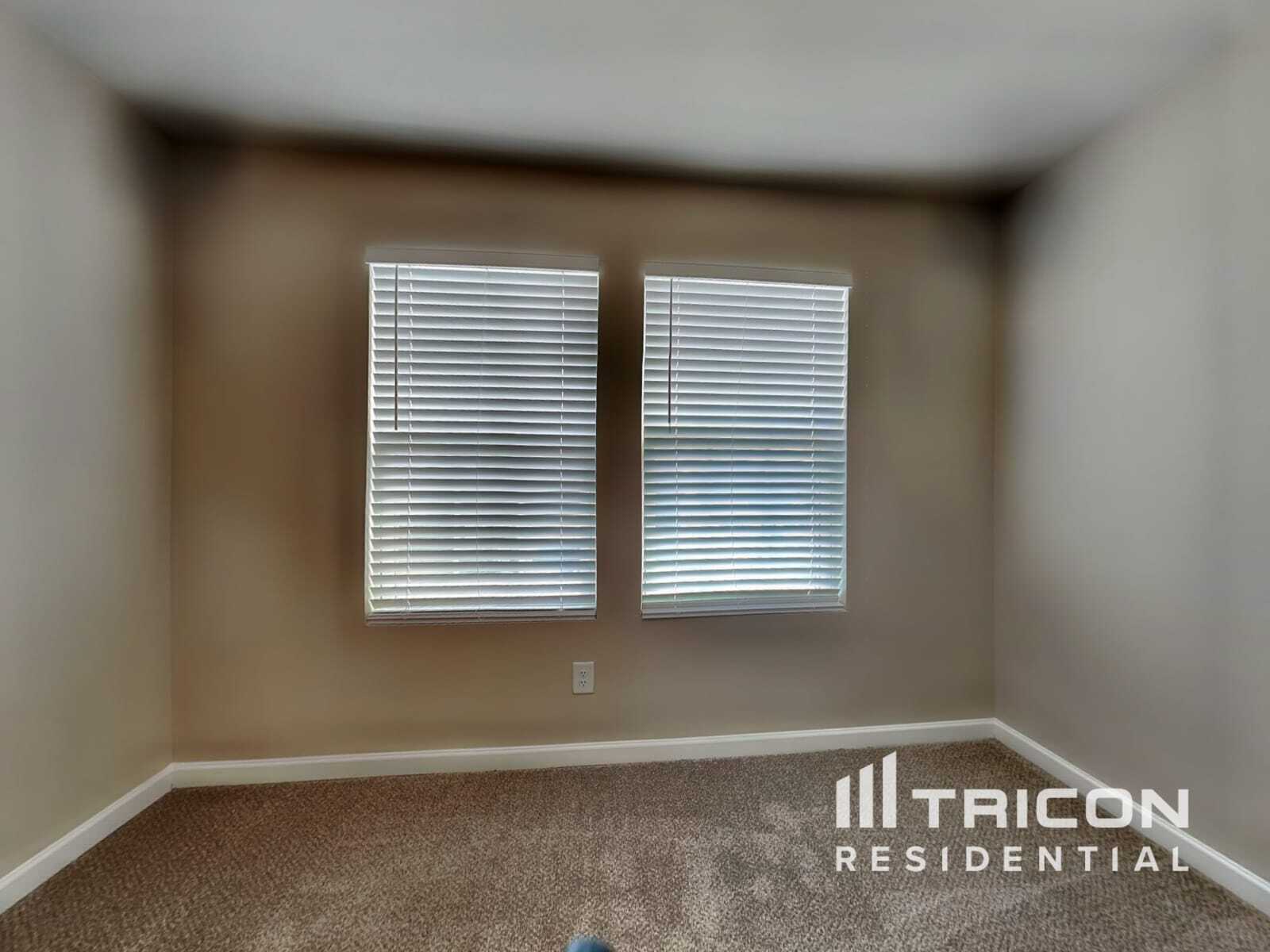 Building Photo - 357 Indian River Dr