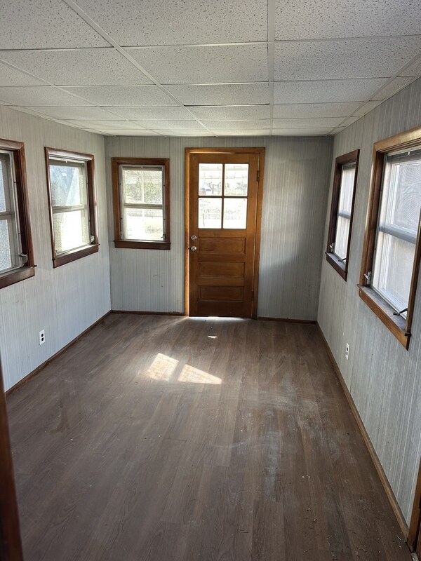 Building Photo - 1475 W Duchesne Dr