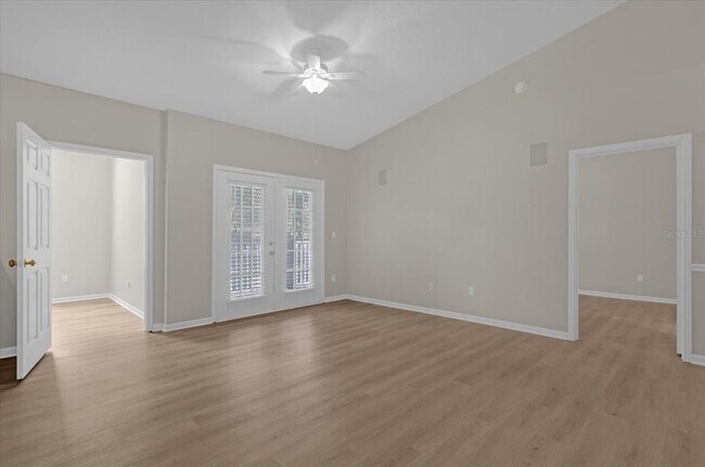 Building Photo - 14304 Fredricksburg Dr