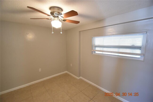 Building Photo - 3221 Topp Dr