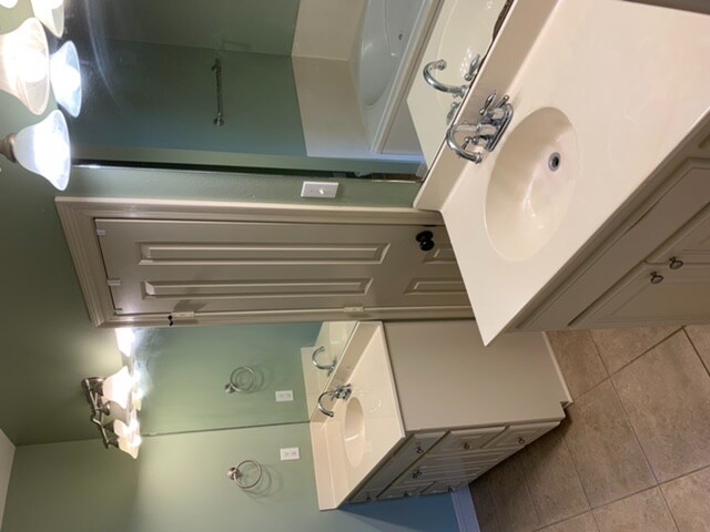 Building Photo - 9542 Summer Pointe Ave