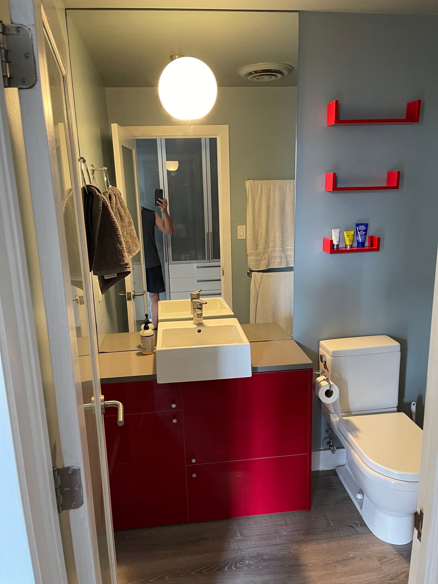 Bathroom - 412 Delaware St