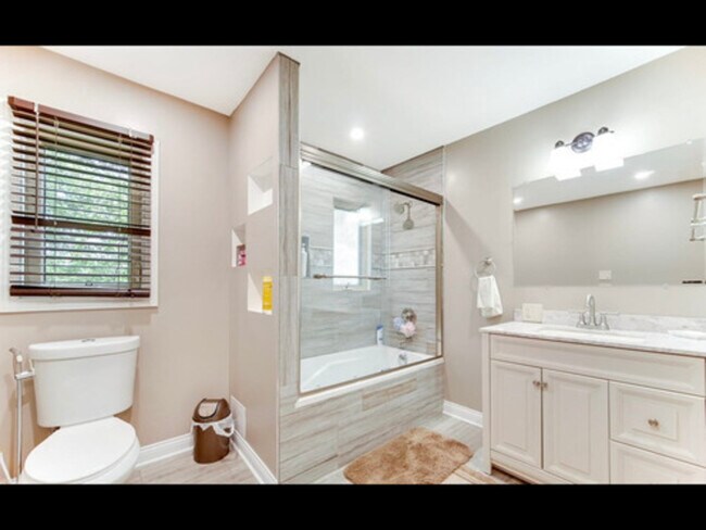 Building Photo - 14926 Wilco Dr