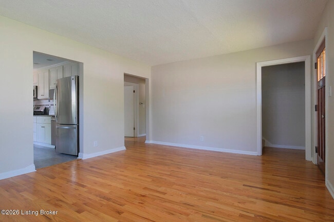 Building Photo - 2510 Browns Ln