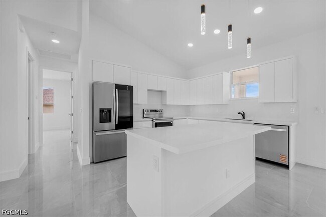 Building Photo - 3812 NW 38th St