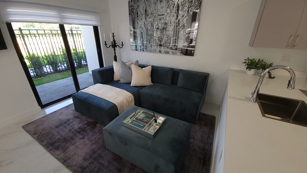 Building Photo - 441 E 23rd St