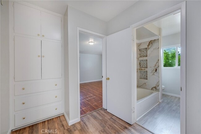 Building Photo - 3202 Belvedere Dr