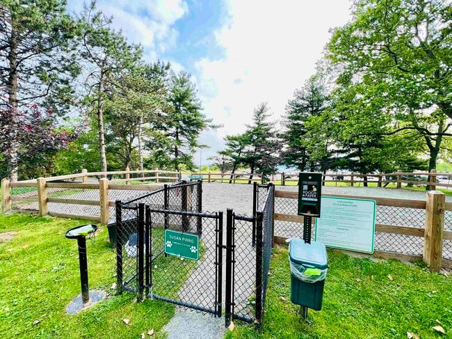 Building Photo - 199 Sandcastle Key