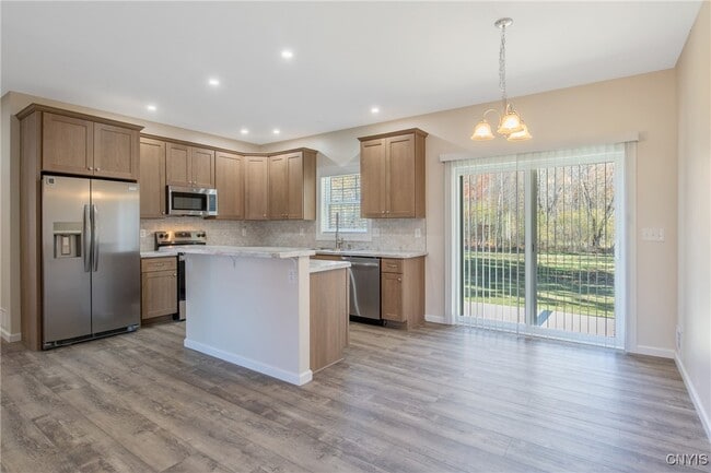 Building Photo - 25 Zahler Tract