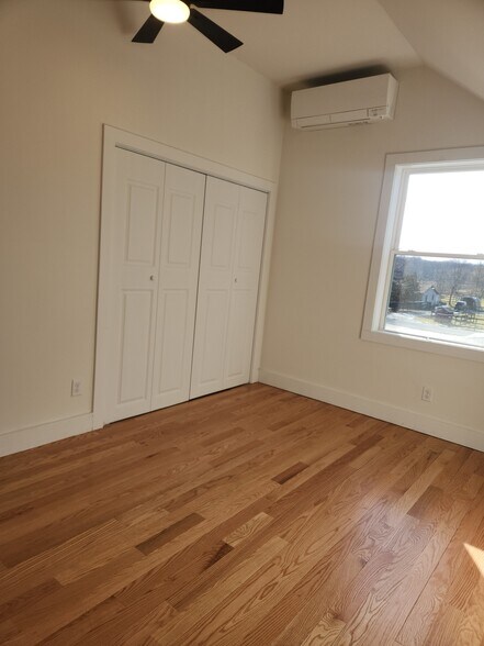 Building Photo - 235 Lasher Rd