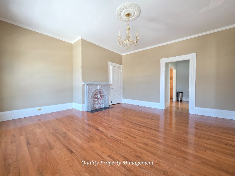 Building Photo - 157 Broadway