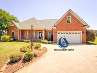 Building Photo - 106 E Wendy Way