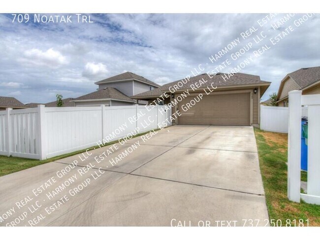 Building Photo - 709 Noatak Trail