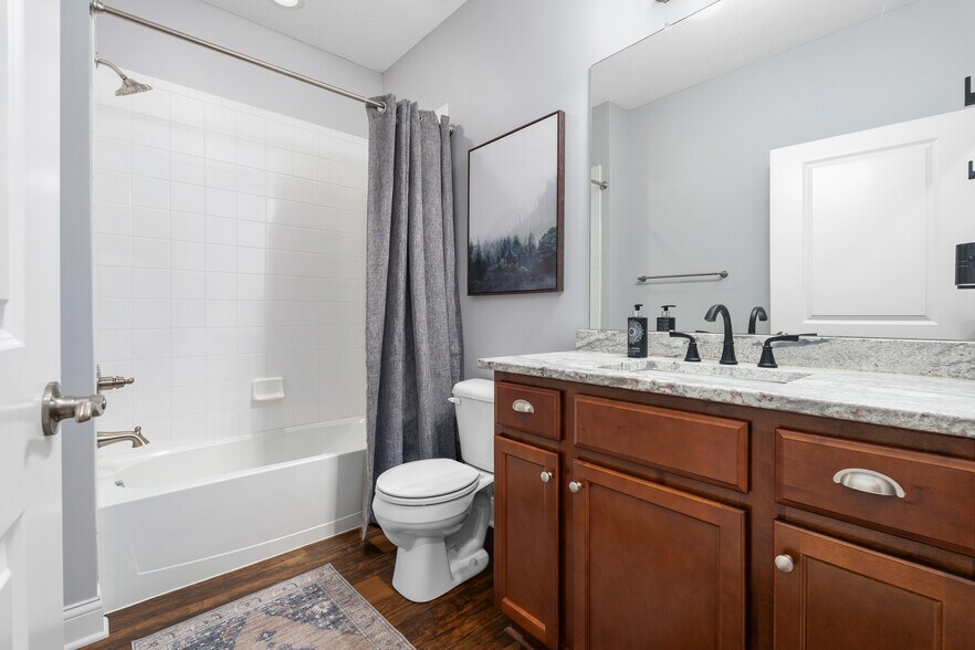 Building Photo - 243 Parkgate Ct