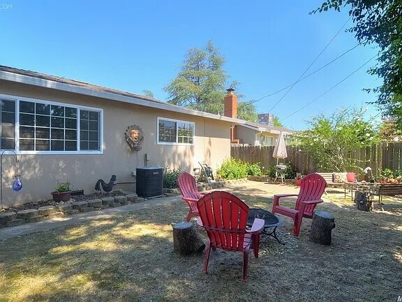 Building Photo - 10644 Campana Way