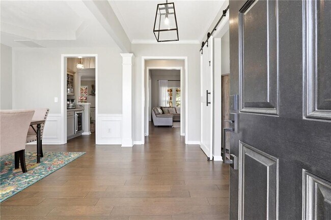 Building Photo - 943 Bendleton Dr