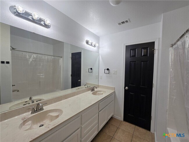 Building Photo - 1518 Indian Camp Trail