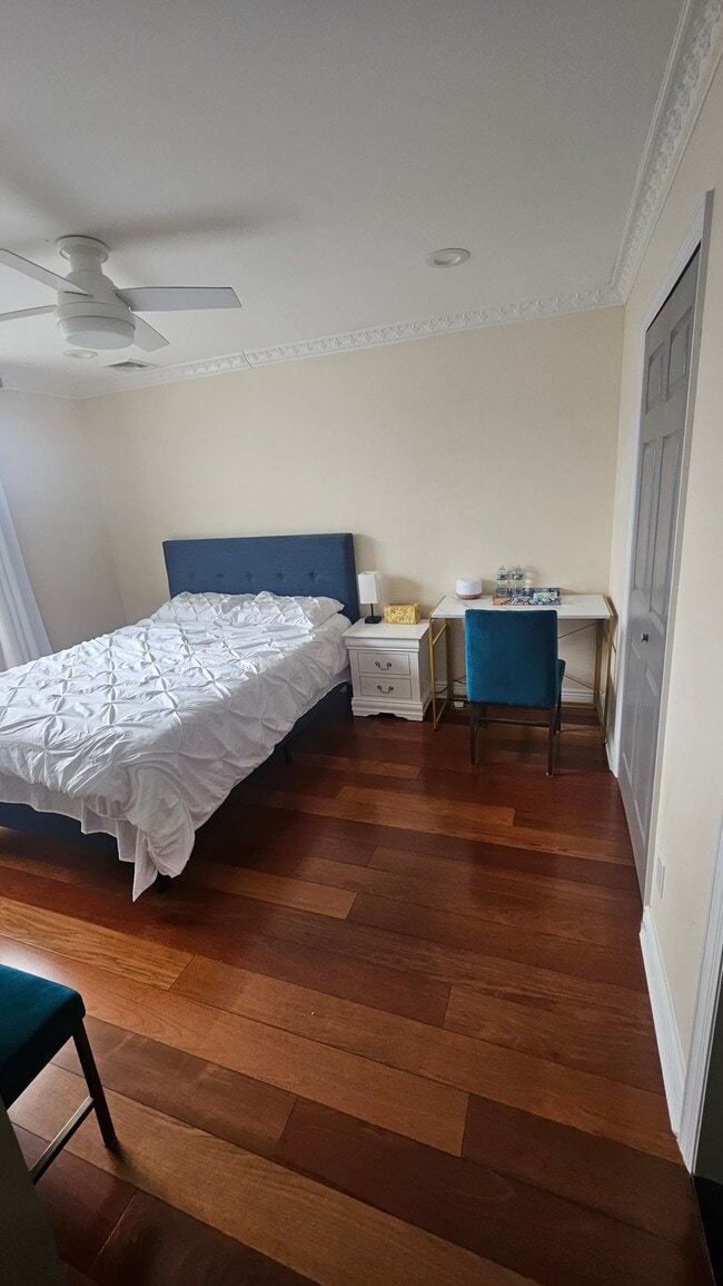 Building Photo - Bayside Property of NY