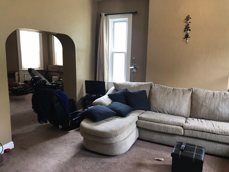 Building Photo - 114 Olympia St